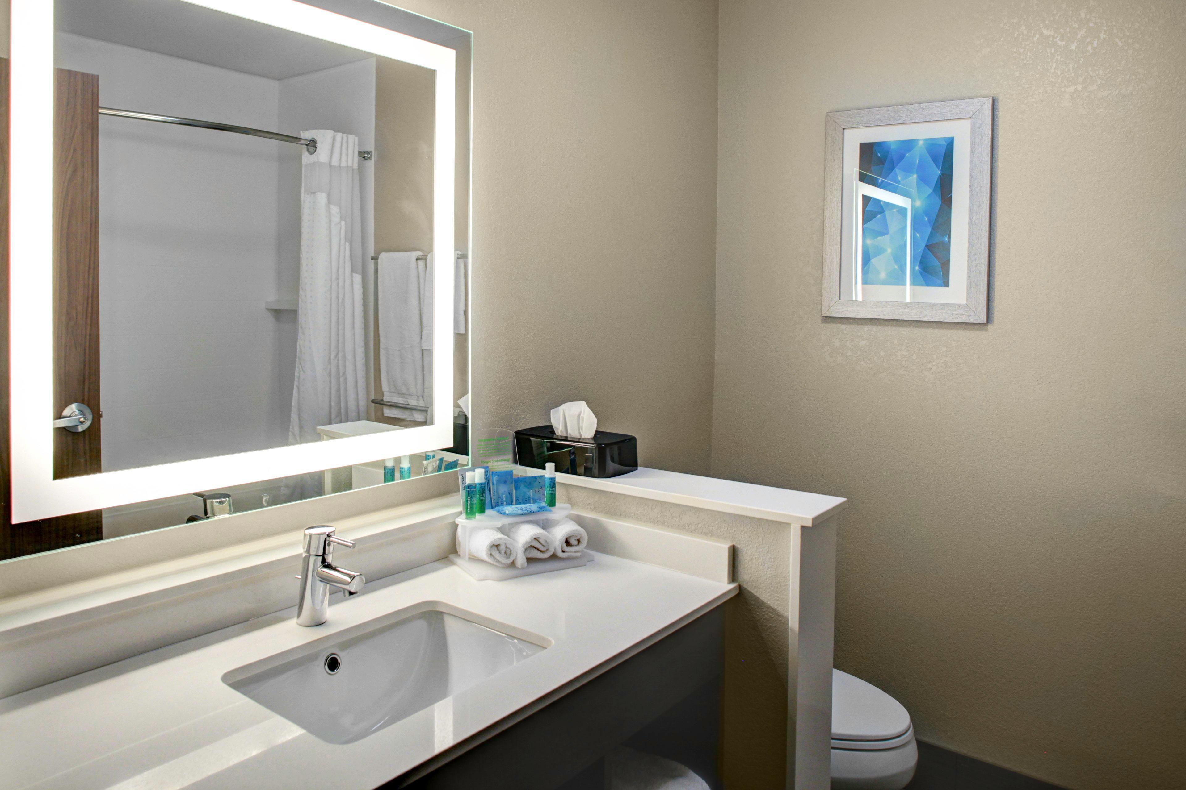 Holiday Inn Express & Suites Coldwater By Ihg المظهر الخارجي الصورة